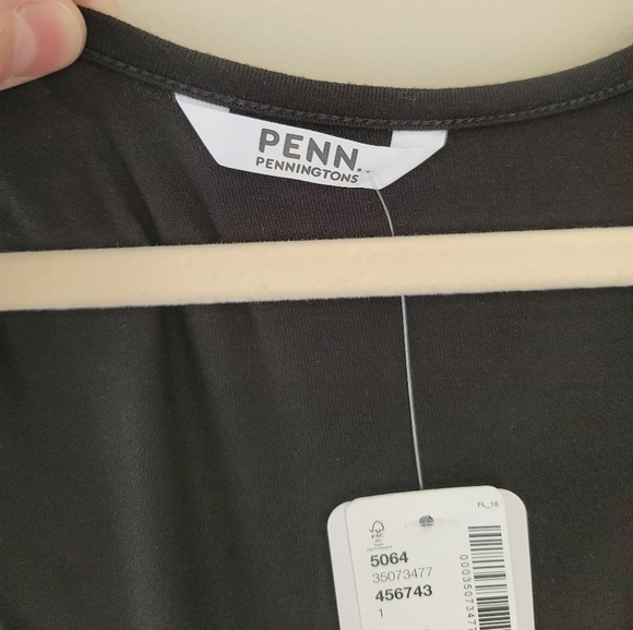 Penningtons Plus Black Dress V Neck 2X NWT #773 - Picture 4 of 14